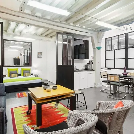 Apartment Artist Loft For 4 In Saint-germain-des-pres
