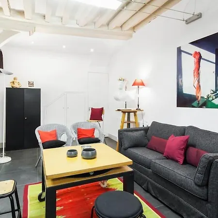 Artist Loft For 4 In Saint-germain-des-pres Paris